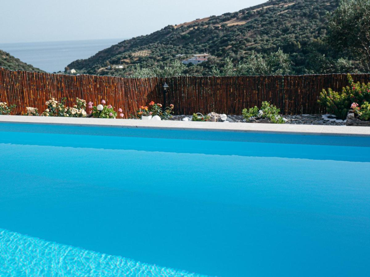 Villa Braou Rodhákinon Exterior foto